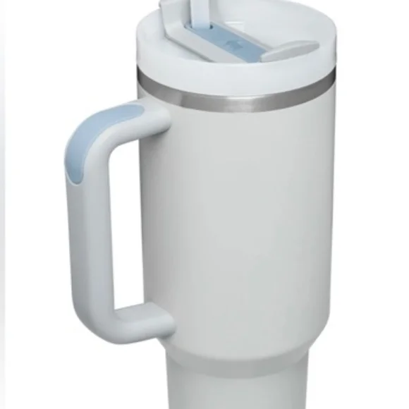 Stanley Quencher H2.0 Tumbler 40oz - Light Gray With Blue Logo NEW IN THE BOX - Picture 7 of 10